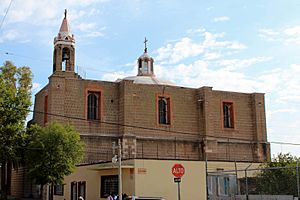 Archivo:TEMPLO DE LA VIRGEN DE LA SALUD (1)