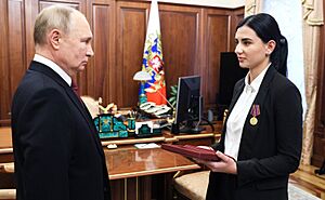 Archivo:Vladimir Putin, Elena Karabet (2022-10-12) 02