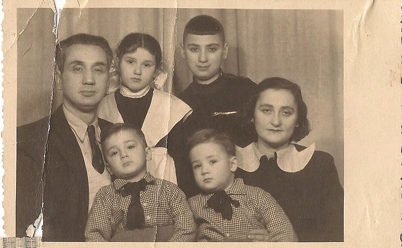 Zalmanson family in Riga 1952