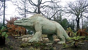 Archivo:2005-03-30 - London - Crystal Palace - Victorian Dinosaurs 1 4887762470