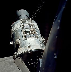 Archivo:Apollo 17 CSM SIM bay