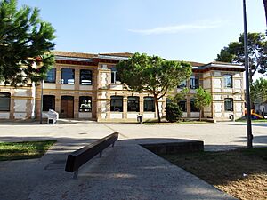 Archivo:Ayuntamiento de Massanassa 08