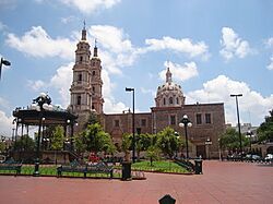 Belleza colonial en parroquia en Tepatitlan.jpg