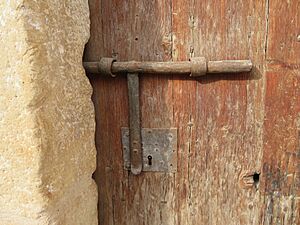 Archivo:Cerrojo de la puerta de la prisión de Atzeneta del Maestrat