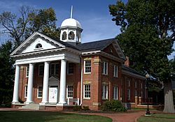 Chesterfield Historic Courthouse.jpg