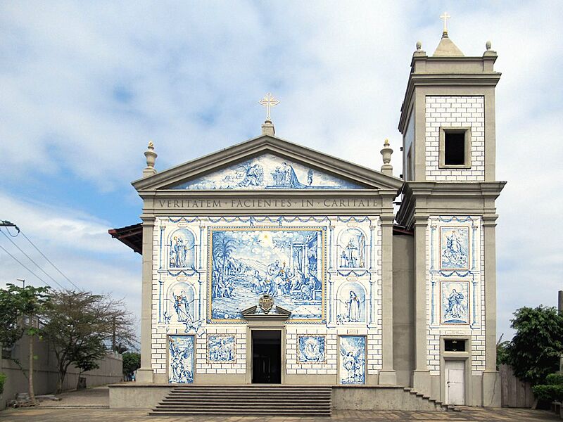 Church of Notre-Dame de Lourdes, Libreville