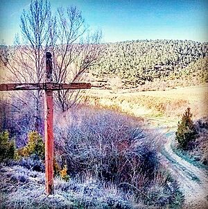 Archivo:Cruz de Palo de Huertapelayo