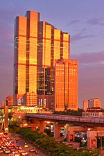 Archivo:Empire Tower at sunset