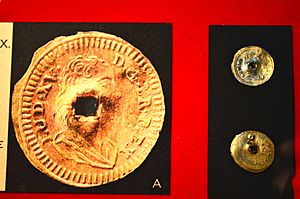 Archivo:Monedas de bronce 2