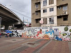 Archivo:Mural contra la Invasión estadounidense de Panamá de 1989 2