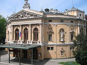 Archivo:Opera-Ljubljana