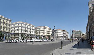 Archivo:Puerta del Sol P1