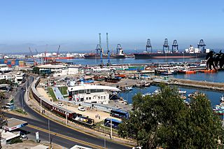 Puerto San Antonio - 13022826444.jpg