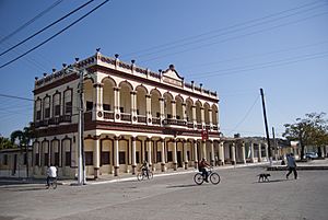 Ranchuelo Ayuntamiento.jpg