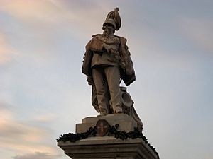 Statua di Vittorio Emanuele II a Trapani
