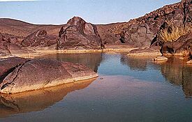 Une guelta, près d'Oubankort dans l'Adrar des Ifoghas.jpg