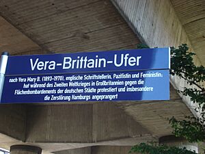 Archivo:Vera-brittain2