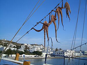 Archivo:Vue sur le port de Mykonos