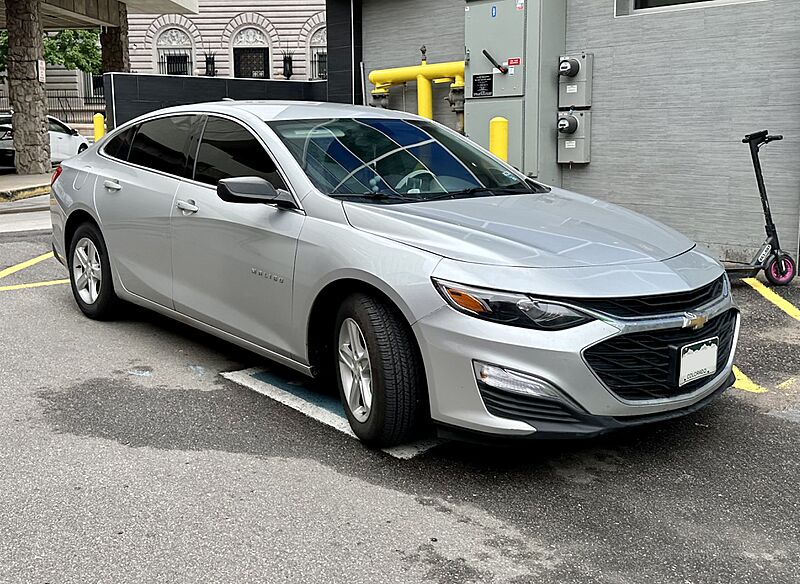 0 Chevrolet Malibu (E2XX) 10