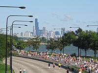 Archivo:20070909 Chicago Half Marathon