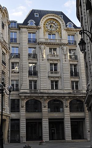 Archivo:5, rue des italiens, Paris, France