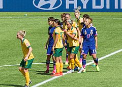 Archivo:Australia vs Japan 2015-06-27 FIFA Women's World Cup Canada 2015 - Edmonton (18604031433) (cropped)