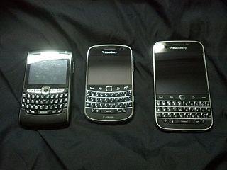 BlackBerry 8820, BlackBerry Bold 9900 and BlackBerry Classic.jpg