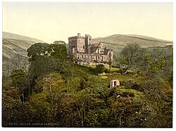 Castle Campbell, Dollar, Scotland-LCCN2001705971.jpg