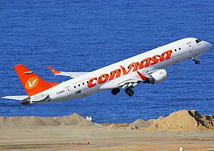 Archivo:Conviasa Embraer 190AR taking off at Caracas