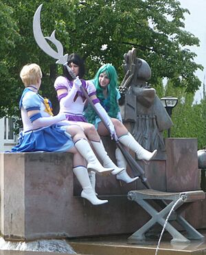 Archivo:Cosplay2010Ludwigshafen 04