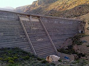 Archivo:Defensa pluviométrica Almería 2