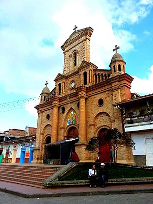 Archivo:Entrerríos iglesia