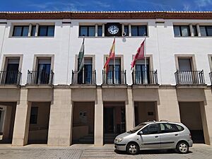 Archivo:Fachada, casa consistorial de Niebla