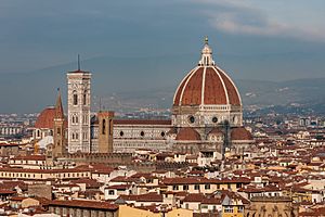 Archivo:Florence Italy Remote-view-of-Santa-Maria-del-Fiore-01