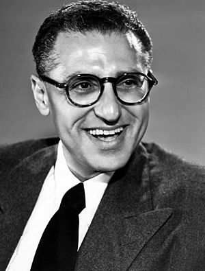 Archivo:George Cukor - 1946