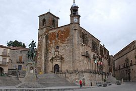 Archivo:Iglesia de San Martín de Trujillo
