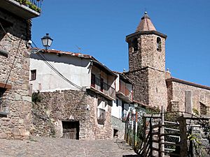 Archivo:Jalón de Cameros - Iglesia - 1476710