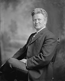 LaFOLLETTE, ROBERT. SENATOR LOC hec.14955 (cropped).jpg