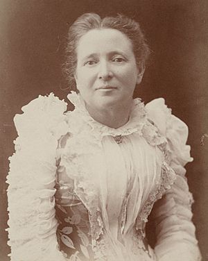 Lady Mary Elizabeth Windeyer 1890-crop.jpg