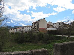 Archivo:Los Cerezos es una localidad de Manzanera, en la comarca Gúdar-Javalambre (Teruel, España)