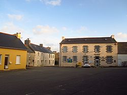Mairie de Tréflez, Finistère.JPG