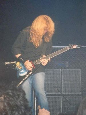 Archivo:Megadeth2b