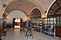 Museo de Artillería de Cartagena-Sala de Ingenieros-Radares y vitrinas