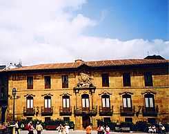 Palacio de Valdecarzana-Heredia.jpg