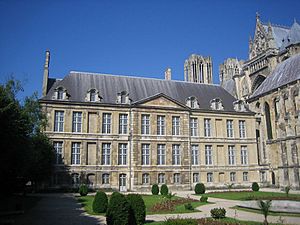 Archivo:Palais du Tau arrière