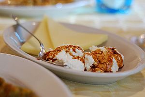 Archivo:Ricotta et vino cotto