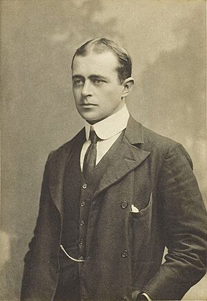 Archivo:Robert Falcon Scott c1900