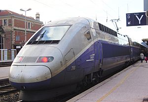 Archivo:TGV double decker DSC00132