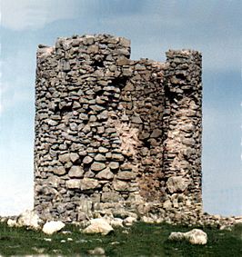 Vista de la Torre del Molino, en Torre-Cardela