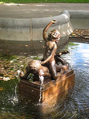 Archivo:Triton Babies in Boston Public Garden